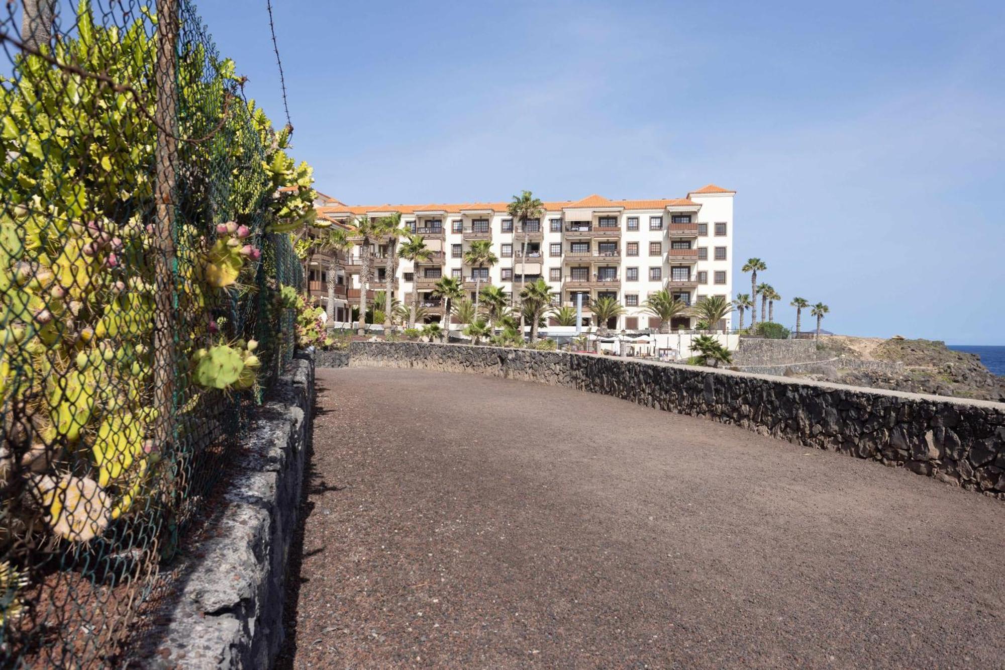 Agradable Piso Con Piscina & Playa Terraza Y Wifi Apartment Costa Del Silencio Exterior photo